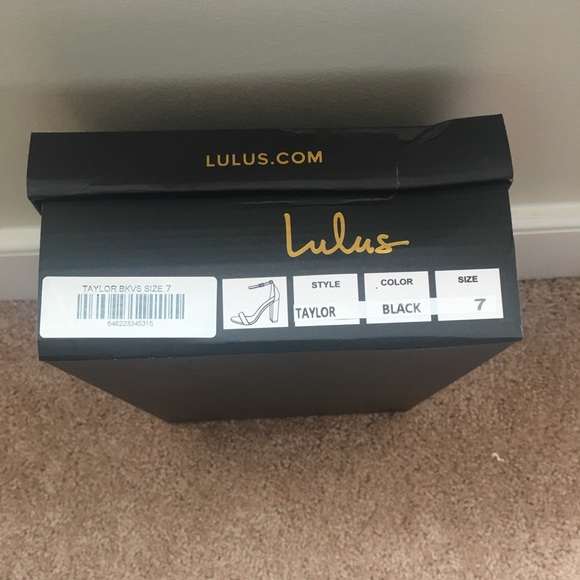 New Lulus Black Suede Ankle Strap Block Heels - Picture 6 of 7